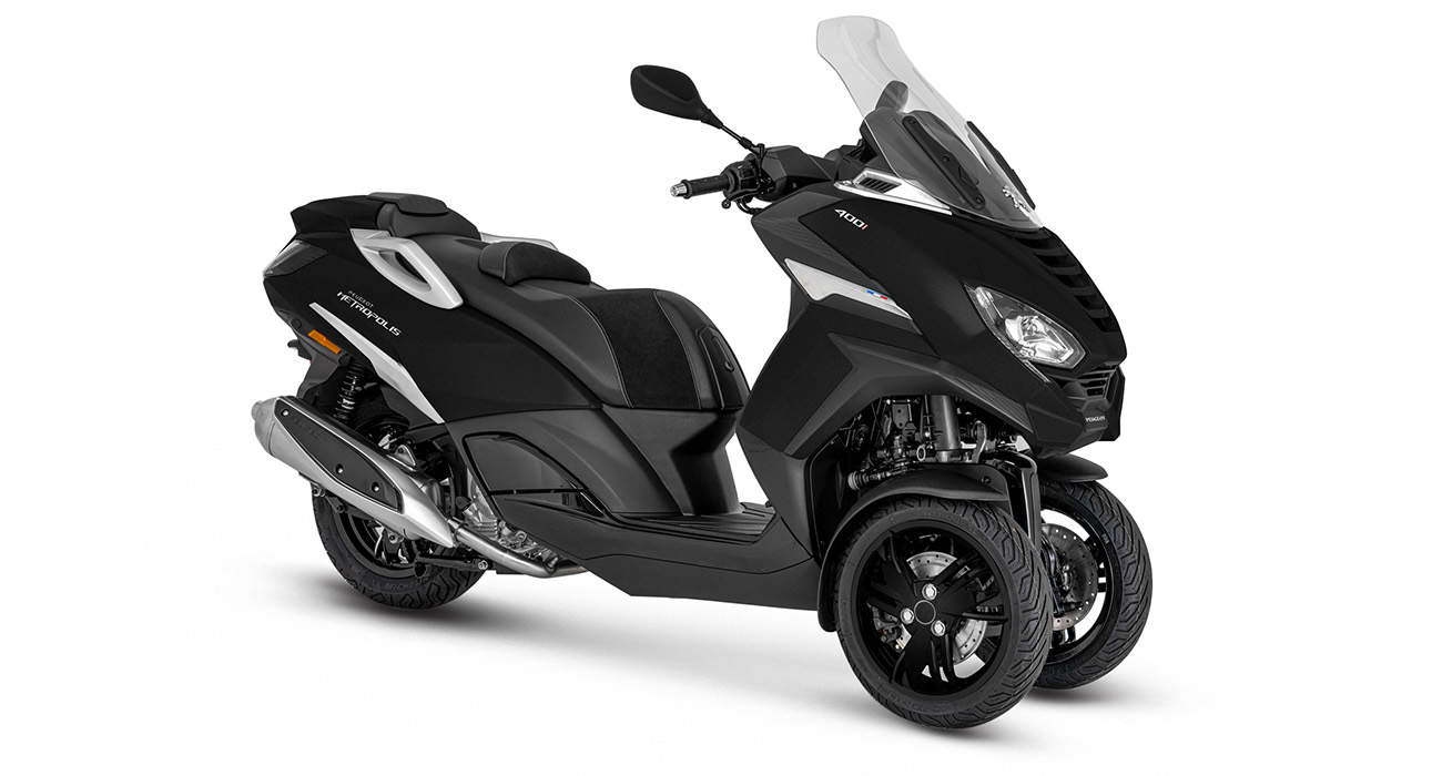 Metropolis 3 Rad/PEUGEOT_METROPOLIS_400_Active_Pearly-Black_3-4_Exhaust