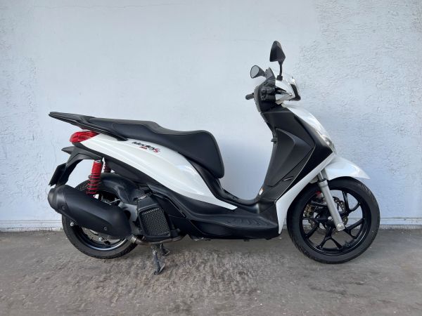Vespa GTS 125 Superfast Umbau , Ex. KBS Vorführfahrzeug 