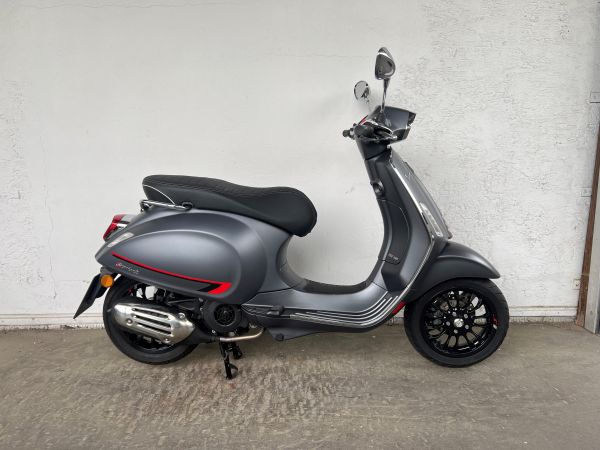 Vespa Sprint 125 Justin Bieber