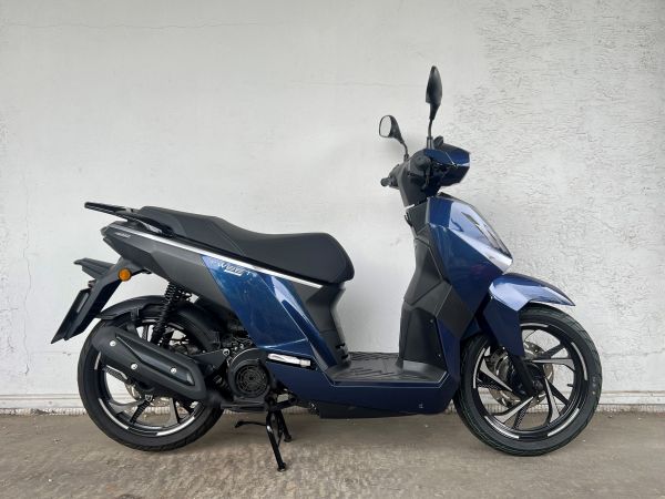 Vespa GTS 125 Superfast Umbau , Ex. KBS Vorführfahrzeug 